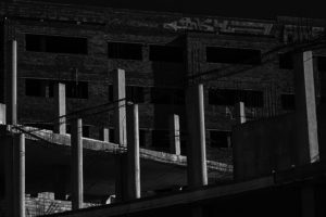 Reto 37: Líneas verticales - Romano Off